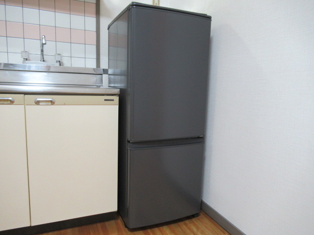 冷蔵庫146ℓは全室設置されています。ご不要の場合には、入居時撤去します。冷蔵庫