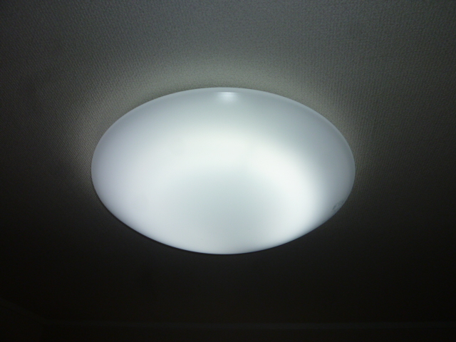 LED天井照明器具付 　蛍光灯の照明器具の場合もございます。